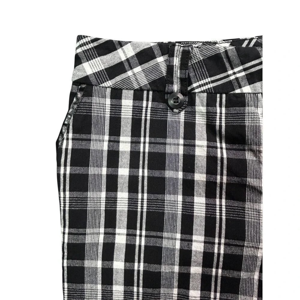 AB Studio Shorts Womens Size 12 Black White Check Pockets Relaxed Fit Stretch